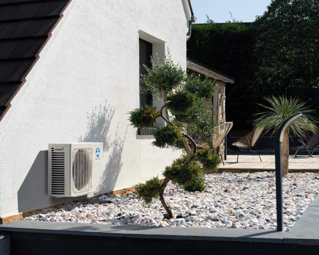 Image d'une jardinière moderne avec une pompe à chaleur utilisant le système Air Air