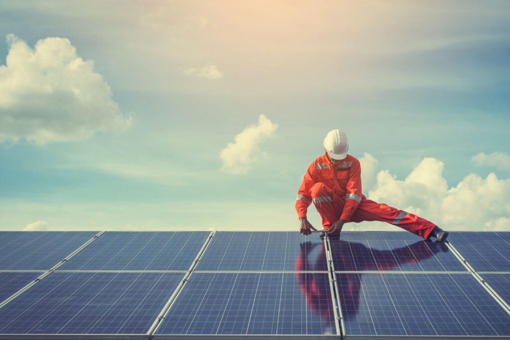 Nettoyage, entretien et dépannage de panneaux solaires dans le canton de Vaud. Intervention rapide, toutes marques.