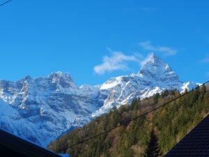Habitant du canton de Vaud ? Découvrez des actions simples et efficaces pour réduire votre facture d’énergie en 30 jours, sans travaux ni contraintes.